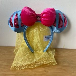 Disneyland Disney World Minnie Ears Snow White with Veil